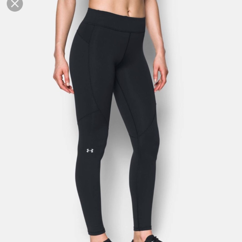 Black under armor leggings